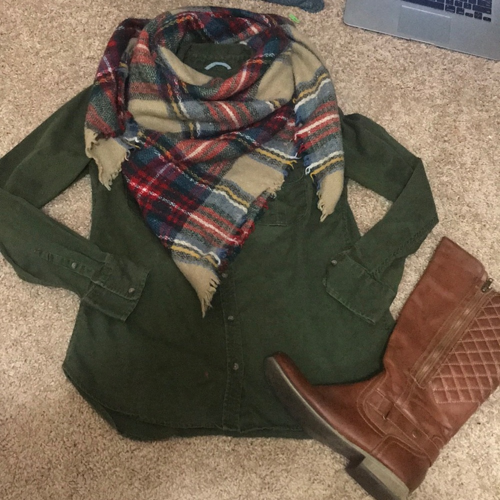 Green long sleeve
